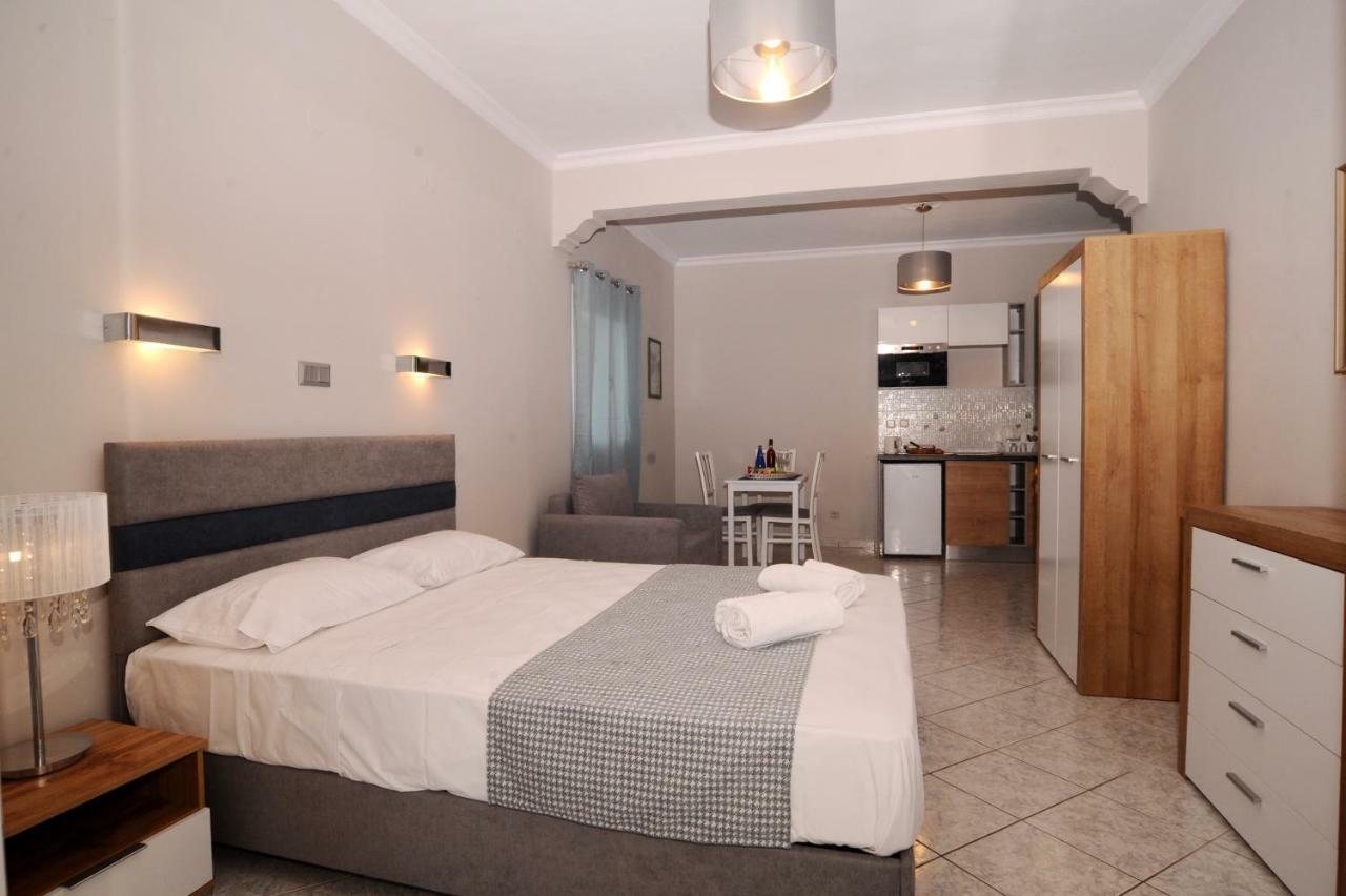 Kalimera Apartments Kassiopi Ngoại thất bức ảnh